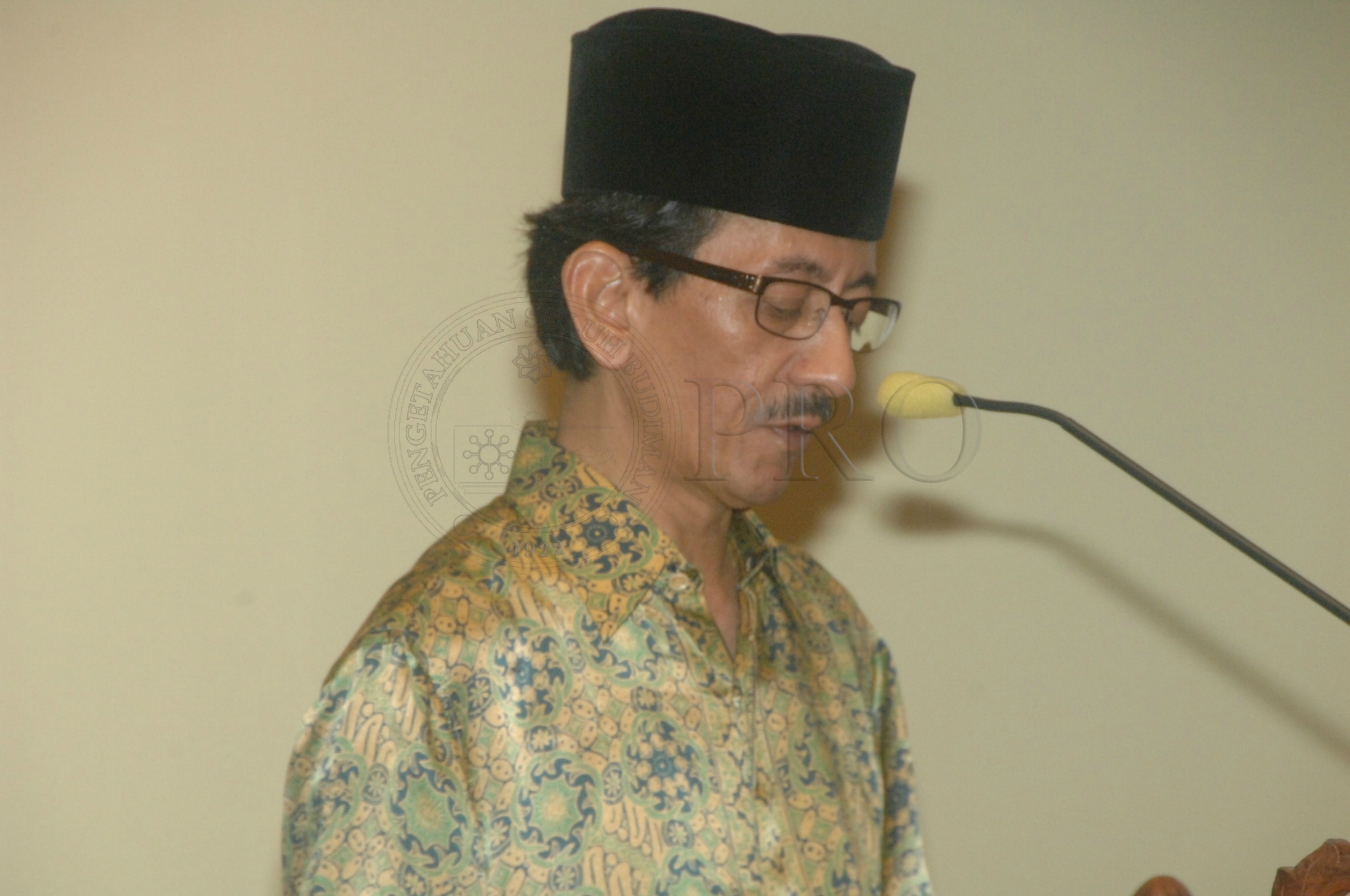 PRO 14 33 WACANA FBA 0163